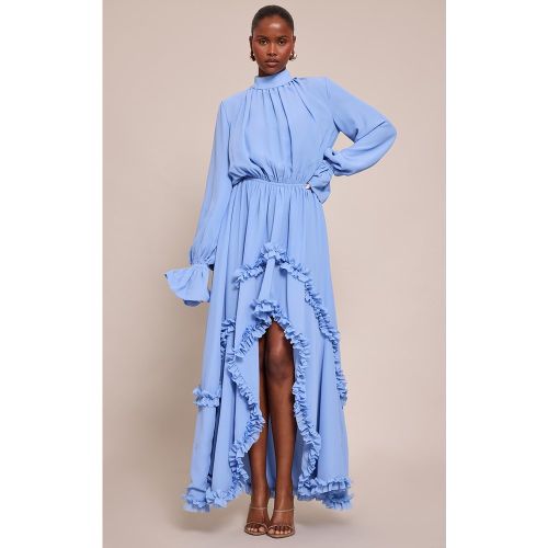 Robe longue en mousseline de soie à col montant et volants | Taille 38 - PrettyLittleThing - Modalova