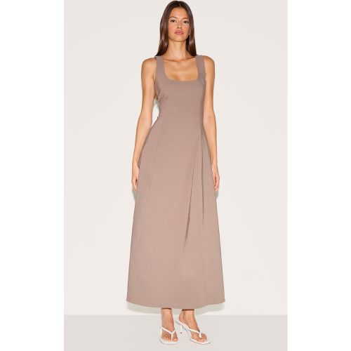 Robe longue sans manches à col rond - PrettyLittleThing - Modalova