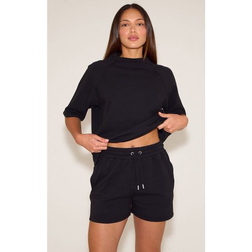 Tall Short tissé à logo brodé - PrettyLittleThing - Modalova