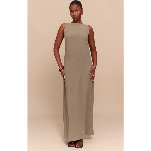 Robe longue texturée à col bateau et dos échancré - PrettyLittleThing - Modalova