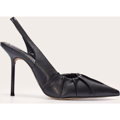 Escarpins pointus en PU froncés à talon aiguille haut et bride derrière - PrettyLittleThing - Modalova