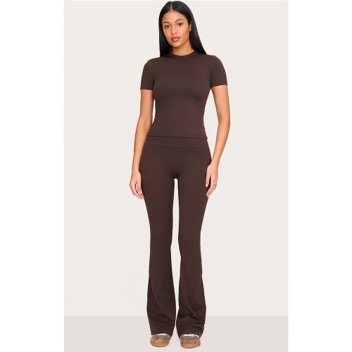 Tall Pantalon de yoga flare en Sculpt à taille haute - PrettyLittleThing - Modalova