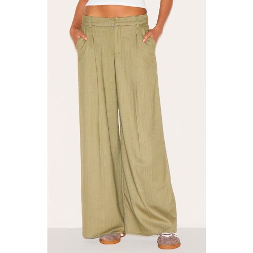 Pantalon de tailleur droit tissé deluxe à fines rayures | Taille 38 - PrettyLittleThing - Modalova