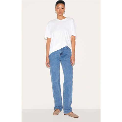 Jean droit à ourlets coupés - PrettyLittleThing - Modalova