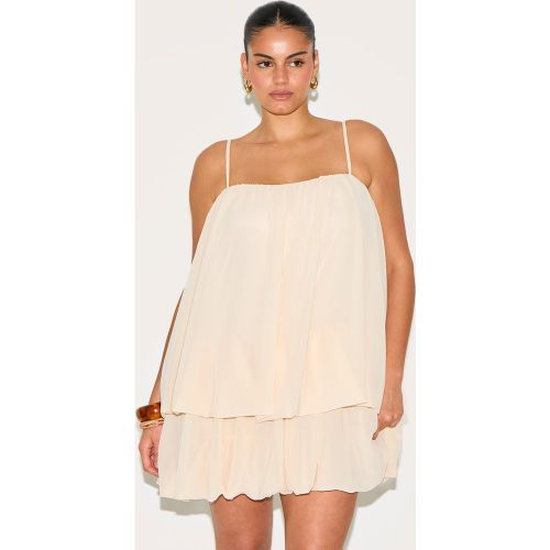 Plus Robe droite en mousseline de soie froncée à bretelles fines - PrettyLittleThing - Modalova