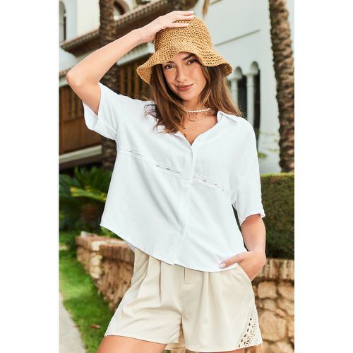 Chemise avec boutons ivoire et short à jambes droites - CUPSHE - Modalova