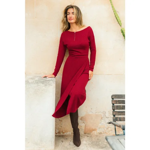 Robe longue rouge à col asymétrique et manches longues - CUPSHE - Modalova