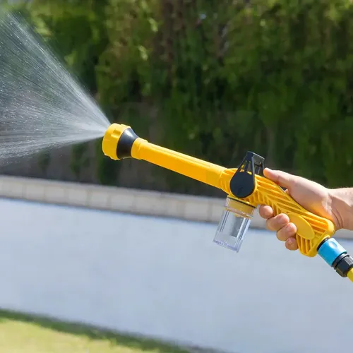 Distributeur pistolet à eau à pression avec réservoir 8 en 1 Forzater - InnovaGoods - Modalova