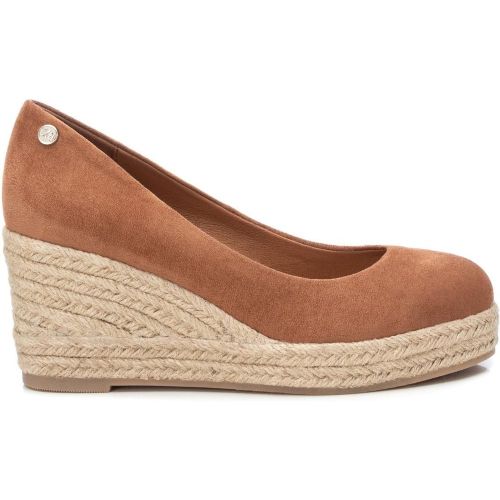 Chaussure avec cale de 8 cm - XTI - Modalova