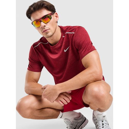 Nike Miler T-Shirt - Rouge, Rouge - Nike - Modalova