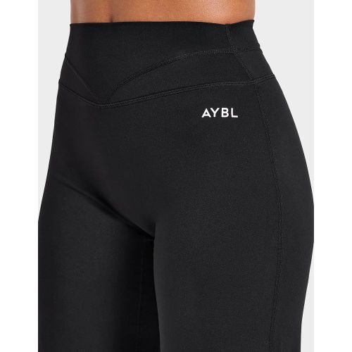 Engage Straight Leggings - - AYBL - Modalova
