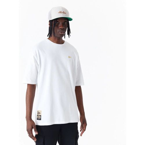 T-shirt Oversize New Era Sticker unisex - New Era Cap - Modalova