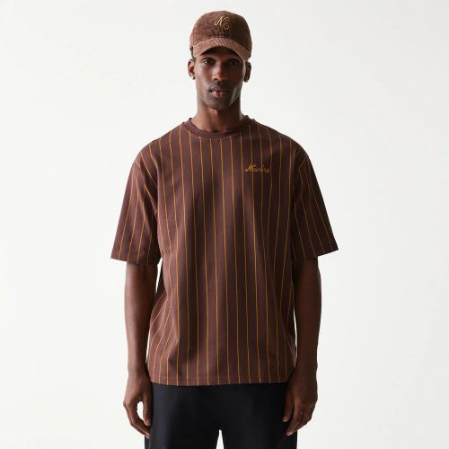 T-shirt Oversize New Era Pinstripe Marron unisex - New Era Cap - Modalova