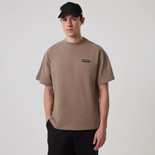 T-Shirt New Era Distressed Marron unisex - New Era Cap - Modalova