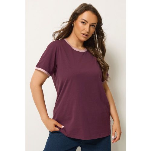 Tshirt Violet À Bordures Contrastantes Size 44 - Yours - Modalova
