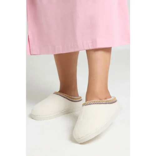 Chaussons Mules Brodés En Imitation Mouton Blanc Cassésize 40-41 - Yours - Modalova