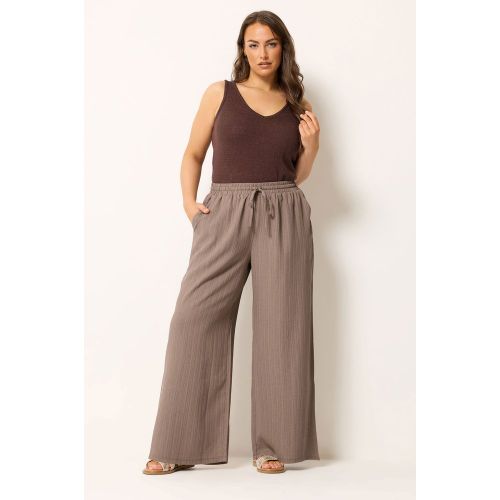 Pantalon Large Naturel Texturé Size Short > 62-64 - Yours - Modalova
