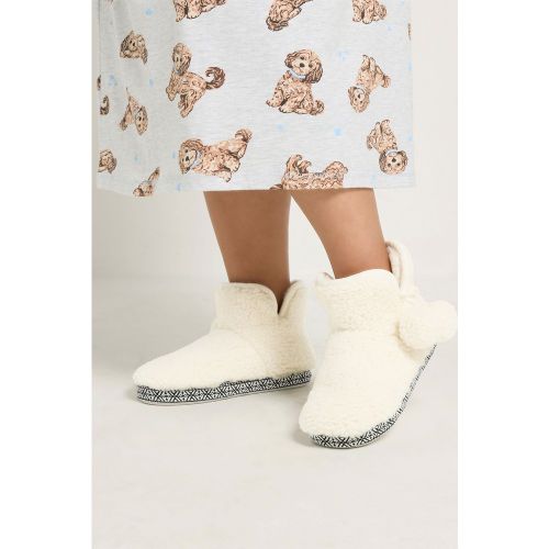 Pom Pom Faux Fur Boot Slipper Size 40-41 - Yours - Modalova