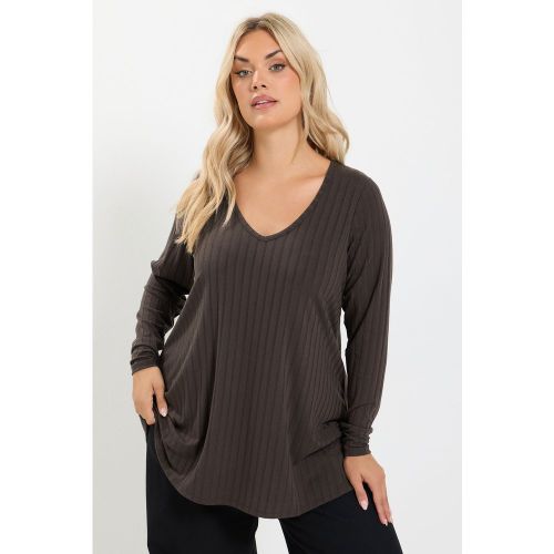 Tshirt Côtelé Marron Chocolat À Décolleté Plongeant Size 40 - Yours - Modalova