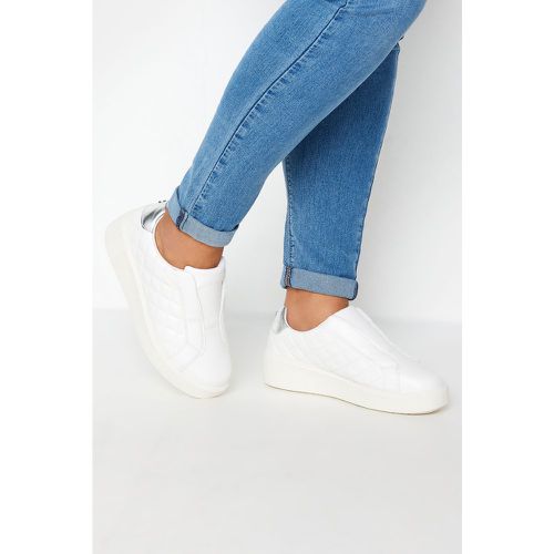 White Quilted Platform Trainers In Extra Wide eee Fit - Yours - Modalova