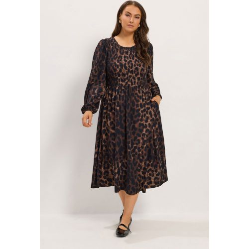 Robe Milongue Smockée Marron À Imprimé Léopard Size 66-68 - Yours - Modalova