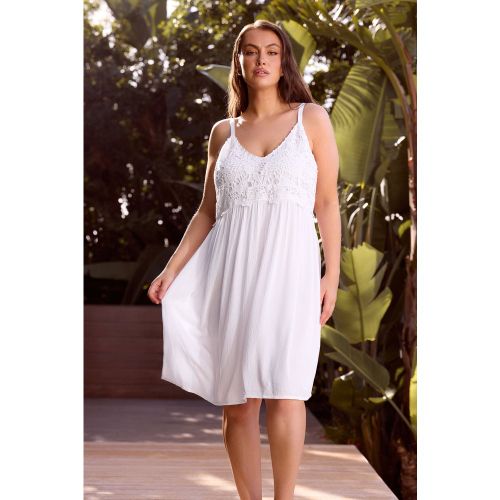 Robe Courte Blanche Froissée En Crochet Size 50-52 - Yours - Modalova
