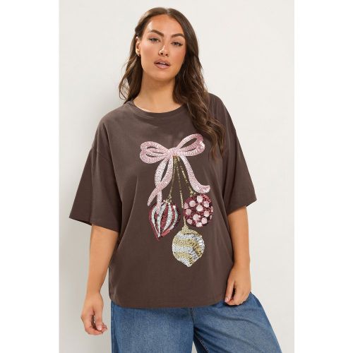 Tshirt Décontracté Marron Chocolat À Sequins Motif Boules De Noël Size 44 - Yours - Modalova
