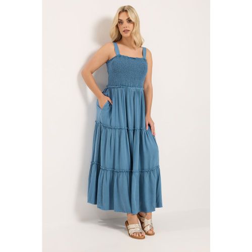 Robe Longue Smockée À Bretelles En Chambray Bleu Size 42 - Yours - Modalova