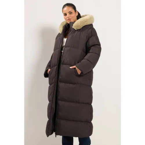 Doudoune Rembourrée Marron Chocolat À Bordure En Fausse Fourrure Size 44 - Yours - Modalova