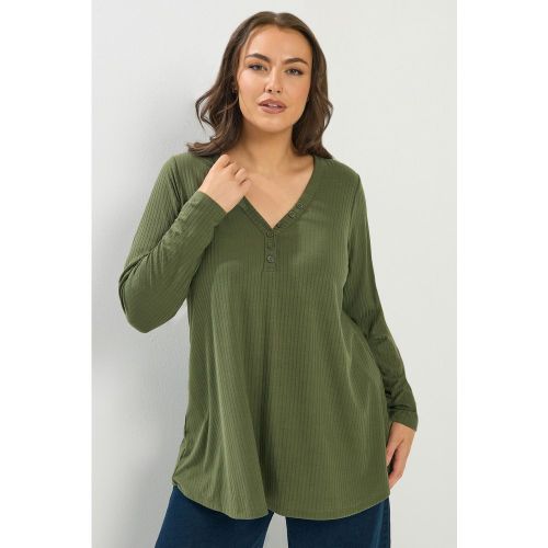 Top Évasé À Encolure Boutonnée Kaki Size 54-56 - Yours - Modalova