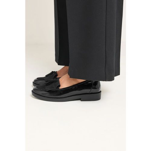 Mocassins À Franges Et À Glands Noirs En Similicuir, Wide E Fitsize 37EEE - Yours - Modalova