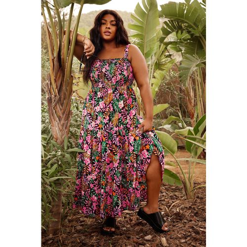 Robe Multifloral Plissée Maxi , Grande Taille & Courbes - Yours - Modalova