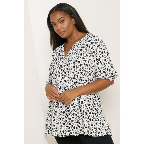 Top Blanc Volanté Floral Size 48 - Yours - Modalova