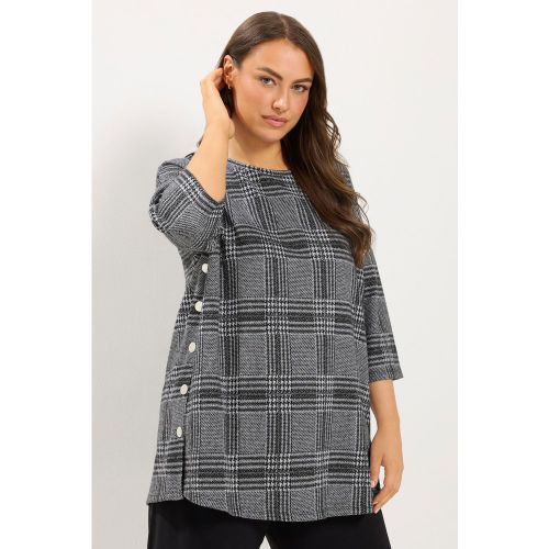 Top Gris À Carreaux Et Boutons Sur Le Côté Size 58-60 - Yours - Modalova