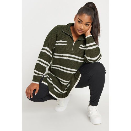 Curve Green Stripe Quarter Zip Knitted Jumper, Grande Taille & Courbes - Yours - Modalova