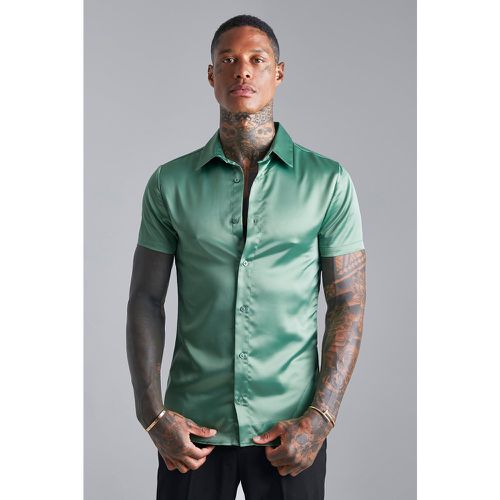 Chemise moulante satinée à manches courtes - XS - Boohooman - Modalova