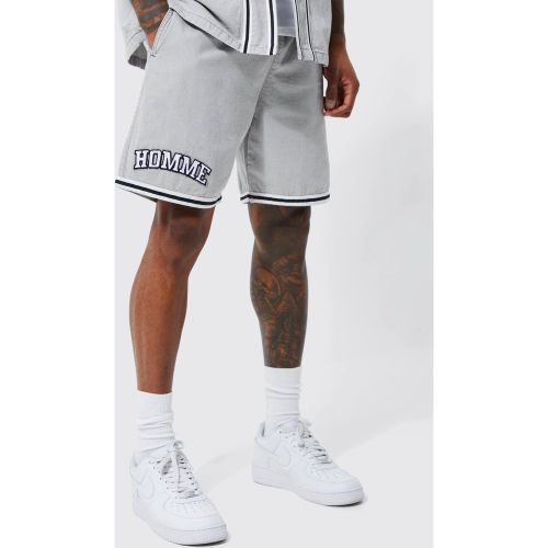 Short universitaire en jean - 30 - Boohooman - Modalova
