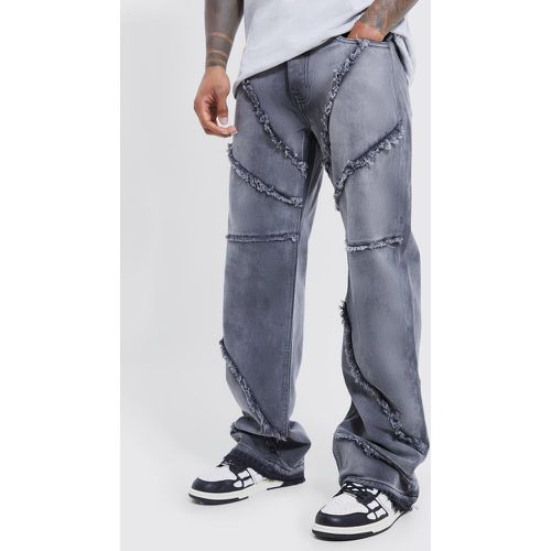 Jean flare ample à bords effilochés - 32R - Boohooman - Modalova