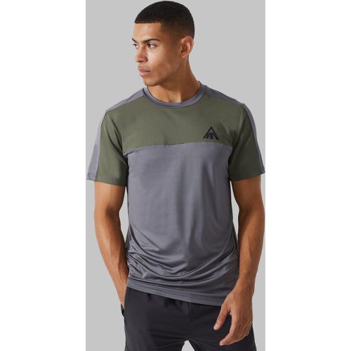 T-shirt color block - MAN Active - S - Boohooman - Modalova