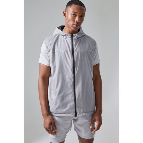 Veste sans manches à capuche en mesh - MAN Active - S - Boohooman - Modalova