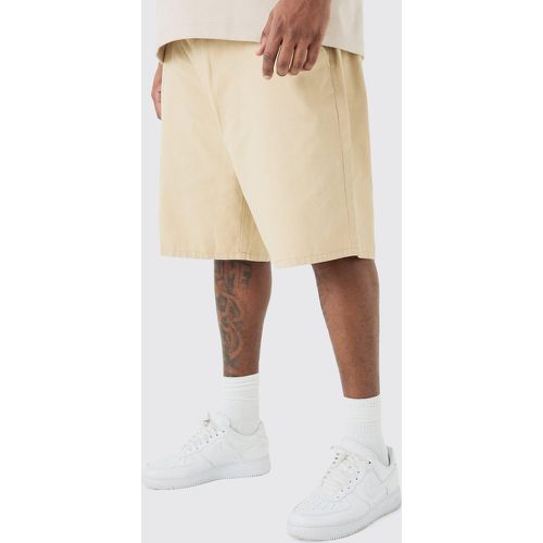 Plus Fixed Waist Relaxed Fit Shorts In Stone homme - Boohooman - Modalova