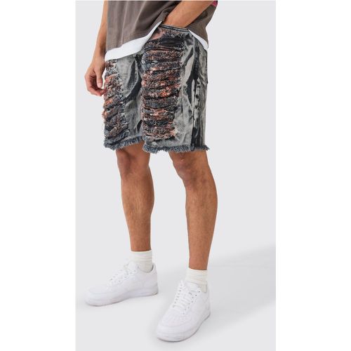 Relaxed Rigid Extreme Ripped Denim Short In Charcoal - Boohooman - Modalova