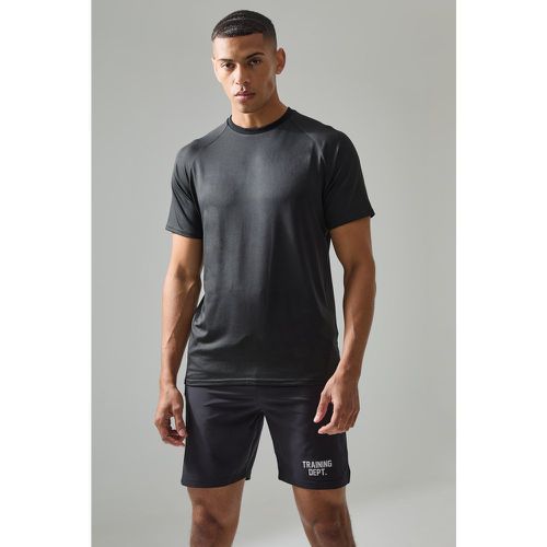 Man Active Essentials Gym Raglan T-shirt - Boohooman - Modalova