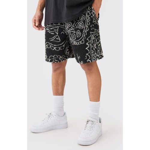 Short large mi-long en polaire à imprimé bandana - M - Boohooman - Modalova