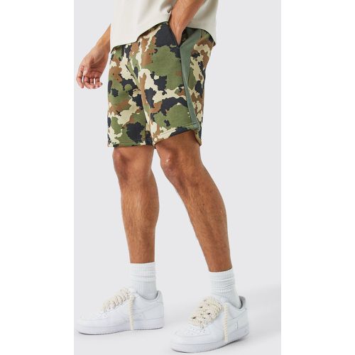 Short large à imprimé camouflage - M - Boohooman - Modalova