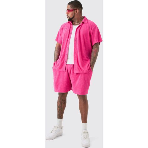 Grande taille - Ensemble en tissu éponge avec chemise, short et bob - XXL - Boohooman - Modalova