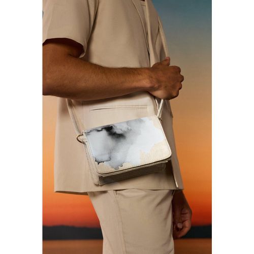 Twill Shoulder Bag In Off White - Boohooman - Modalova