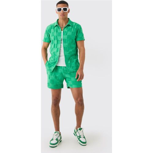 Ensemble en tissu éponge à carreaux avec chemise et short - L - Boohooman - Modalova