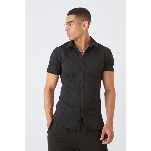 Chemise cintrée à manches courtes et imprimé triangle - XL - Boohooman - Modalova