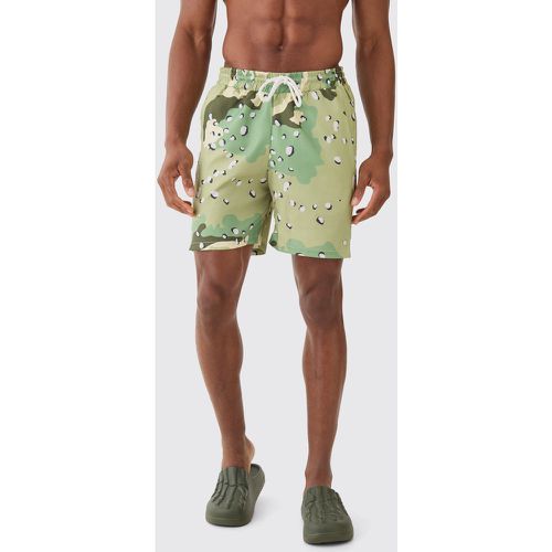 Short de bain mi-long à imprimé camouflage - S - Boohooman - Modalova